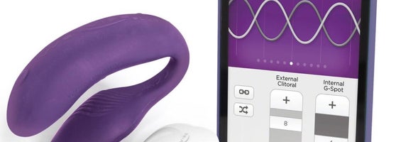 Вибромассажер для пар We-Vibe Unite 2.0 с пультом ДУ, фиолетовый SNUNSG4 - We-Vibe - Вибраторы для пары - Купить