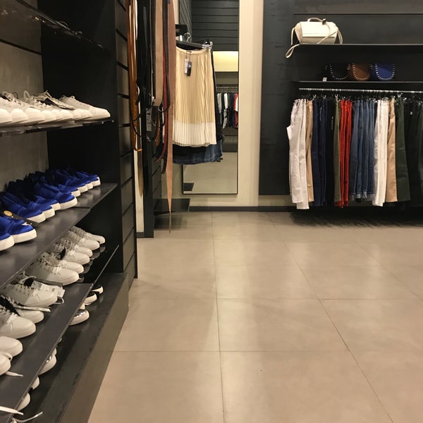 Sisley Одежда Магазины В Москве