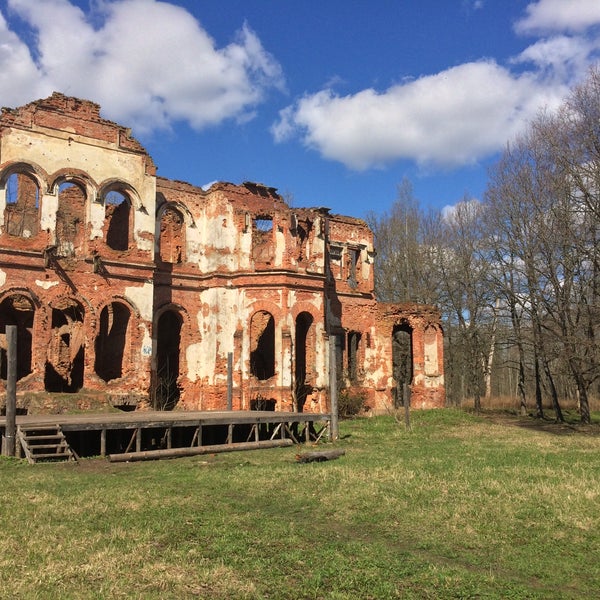 Гостилицы Церковь Троицы Живоначальной