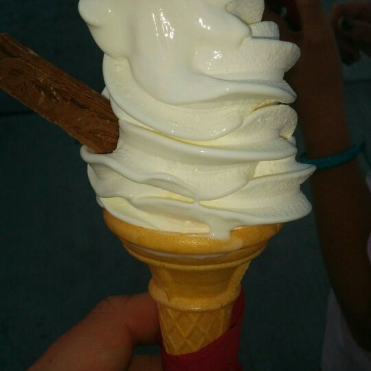 teddy"s ice cream parlour