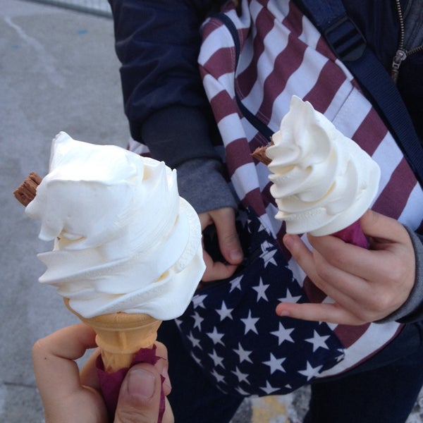 teddy"s ice cream parlour
