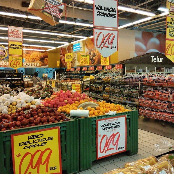 giant hypermarket