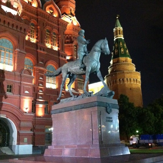 Памятник Жукову На Красной Площади Фото