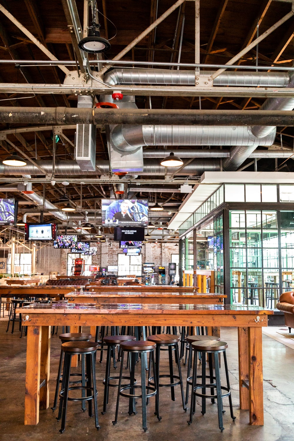 bar