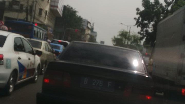 Lampu Merah Pecenongann