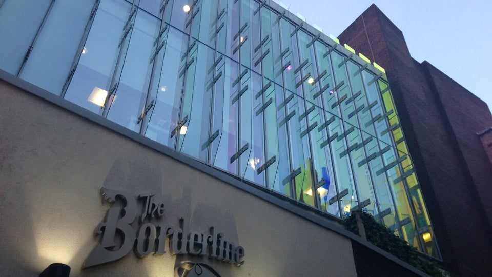 the-borderline-orange-yard-london