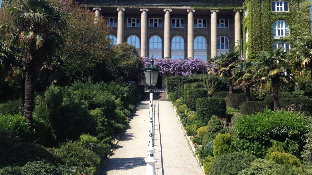 Robert College (Robert Kolej)