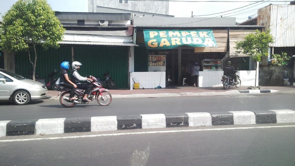 Pempek Palembang Garuda