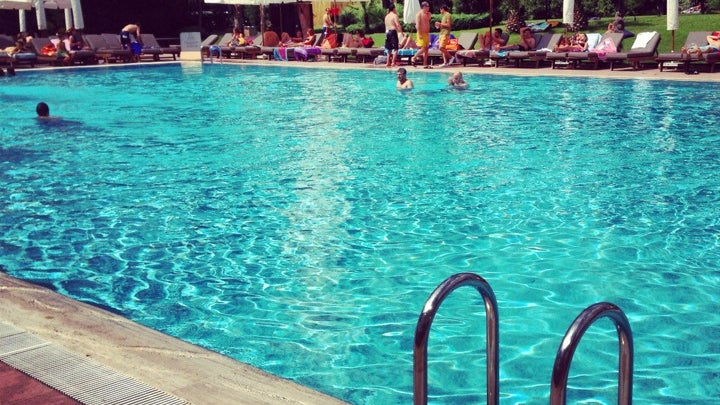 Hillside City Club Swimming Pool