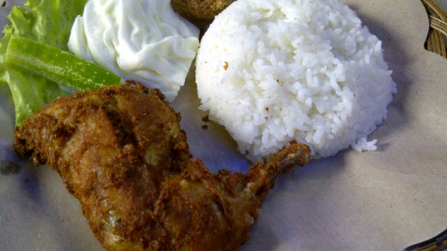 Ayam Lepaas