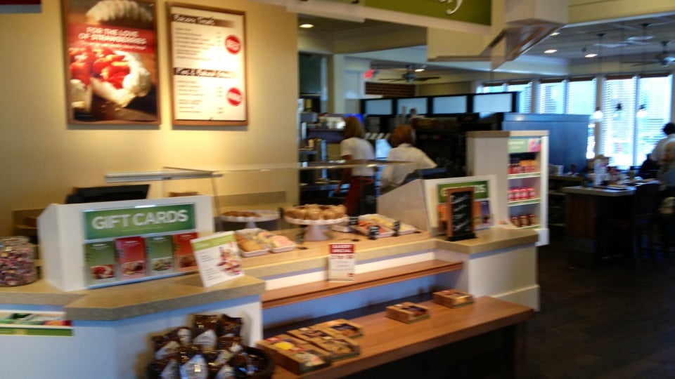 Bob Evans Restaurant 1125 N Green River Rd, Evansville