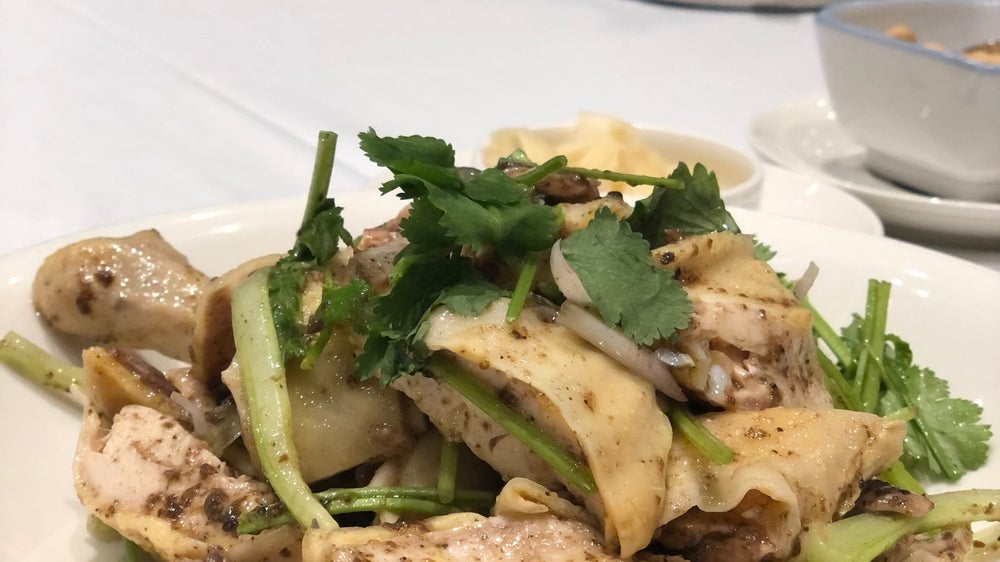 The Deluxe Chinese Restaurant