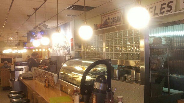 Hinsch's Luncheonette