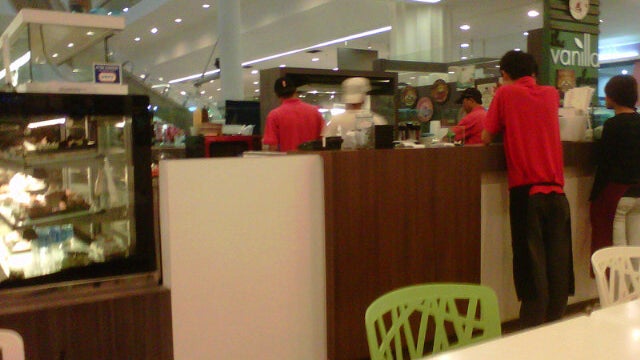 The Vanilla Place Empire Shopping Gallery