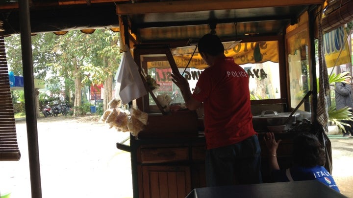 Soto Ayam Ambengan Cak Jo