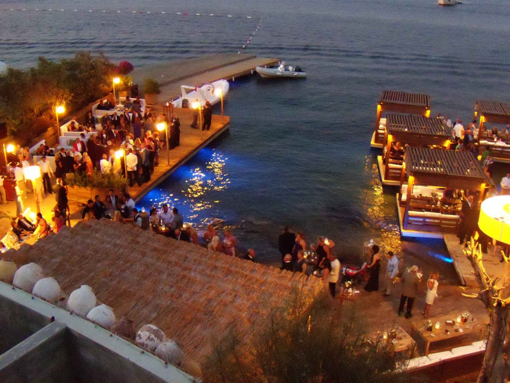 photo of Yalıkavak Çarşı