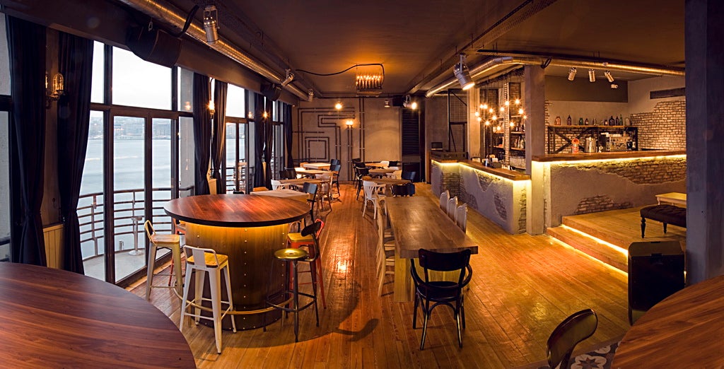 restaurant
