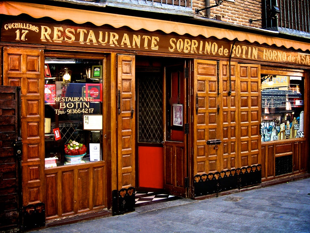 bar