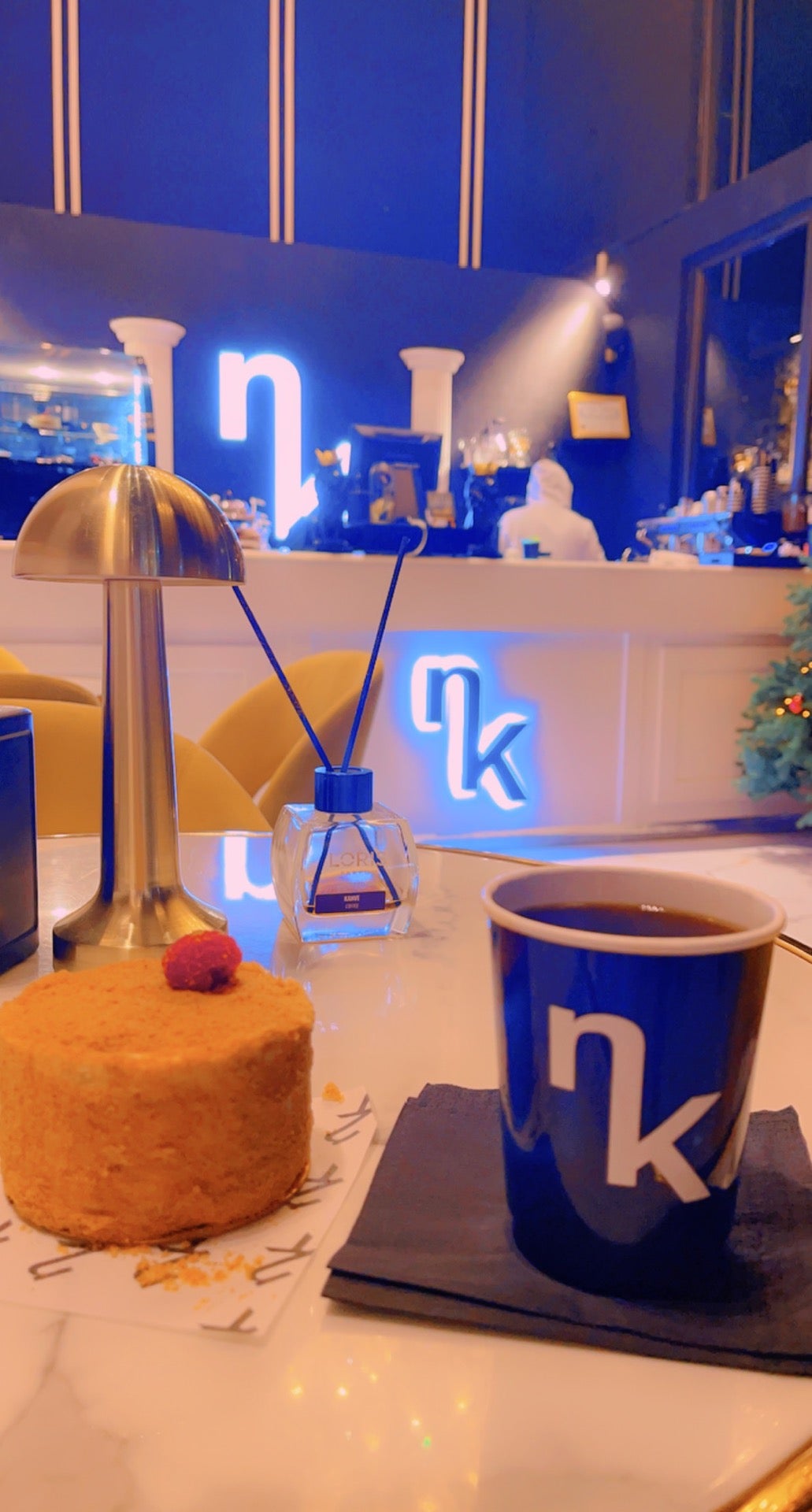 coffee-shop