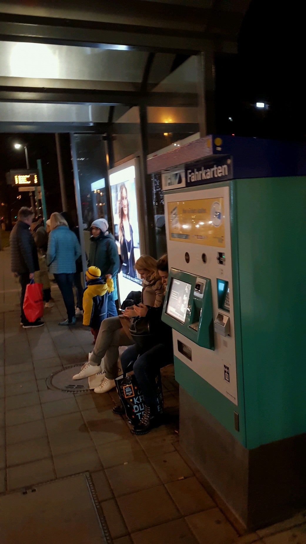 tram-station