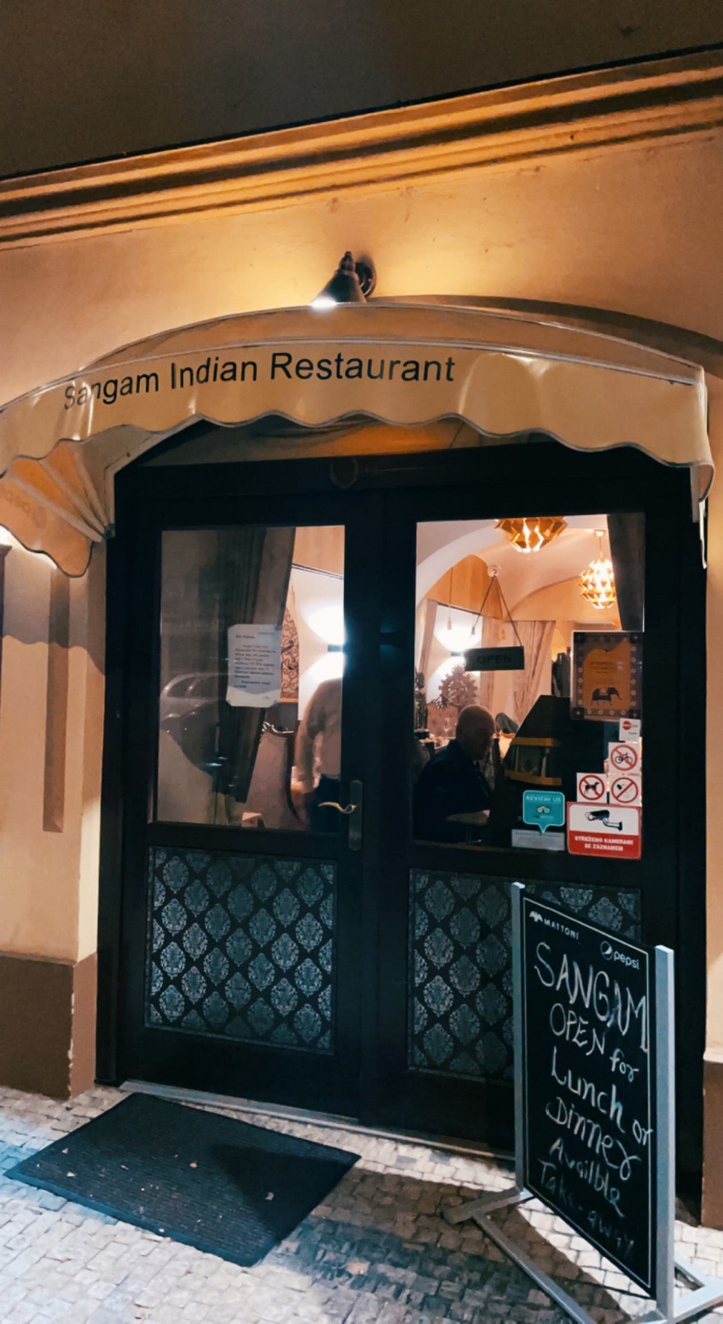 indian-restaurant