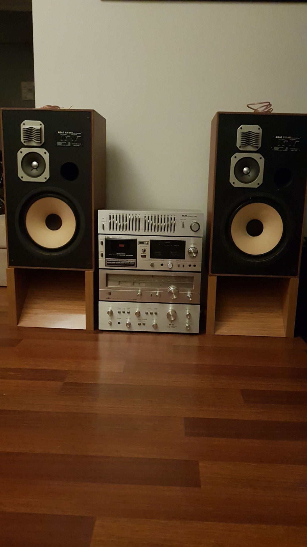 electronics-store