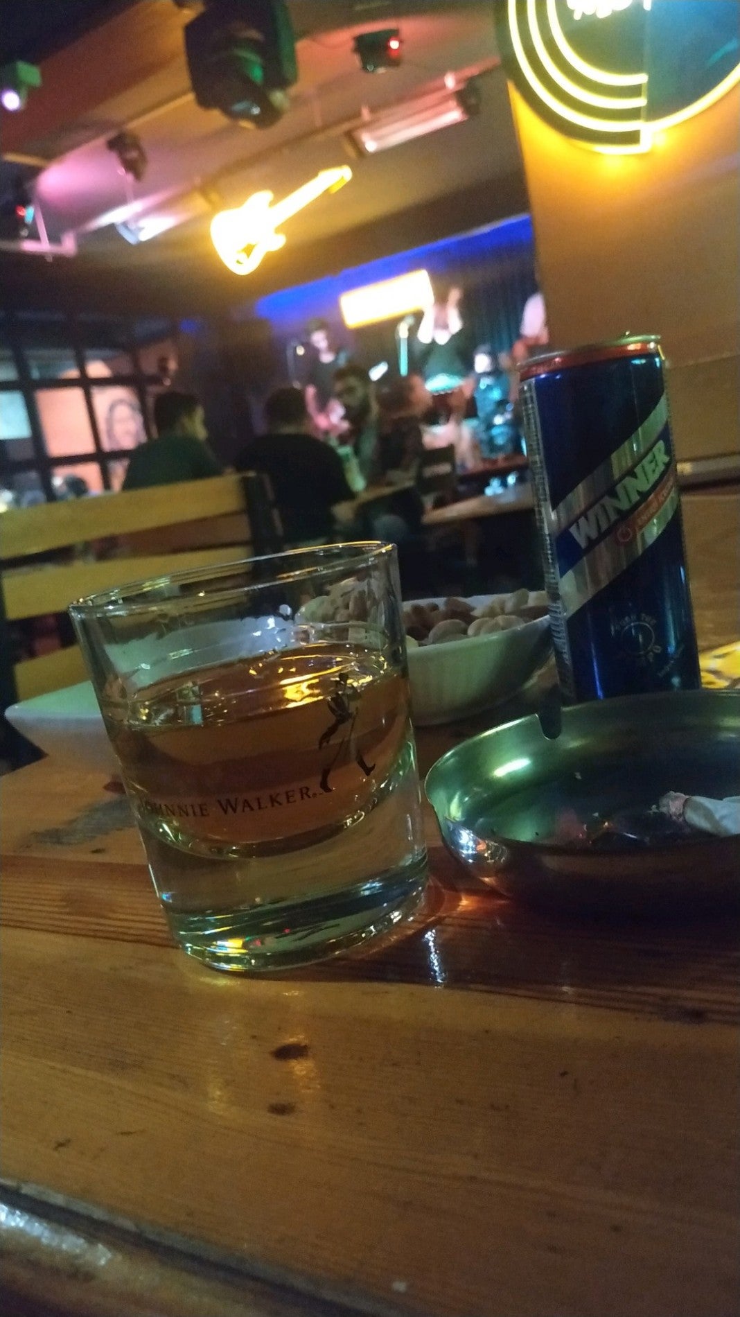 bar