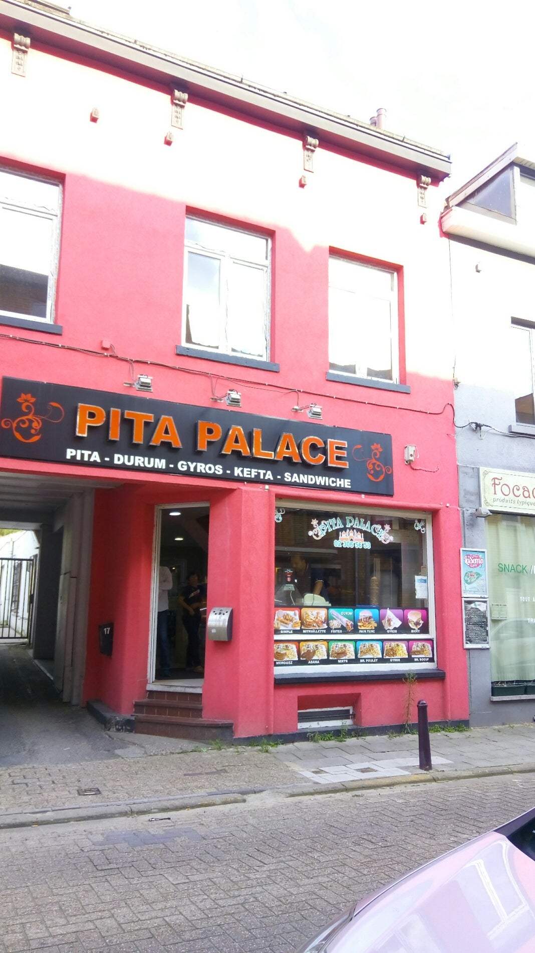 fast-food-restaurant