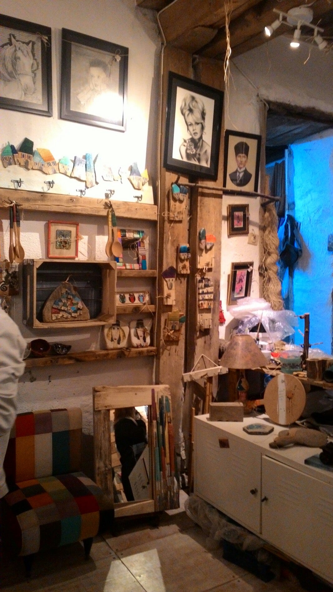 art-gallery