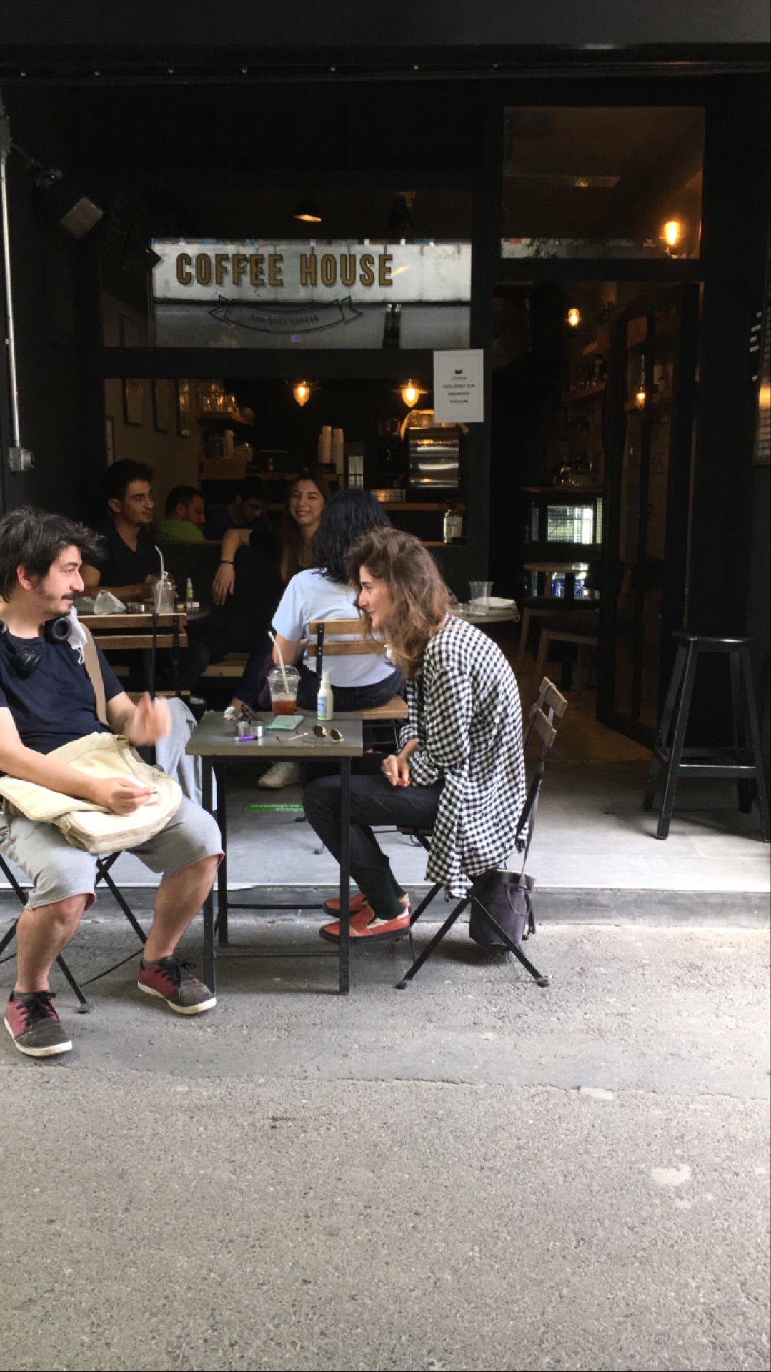 coffee-shop