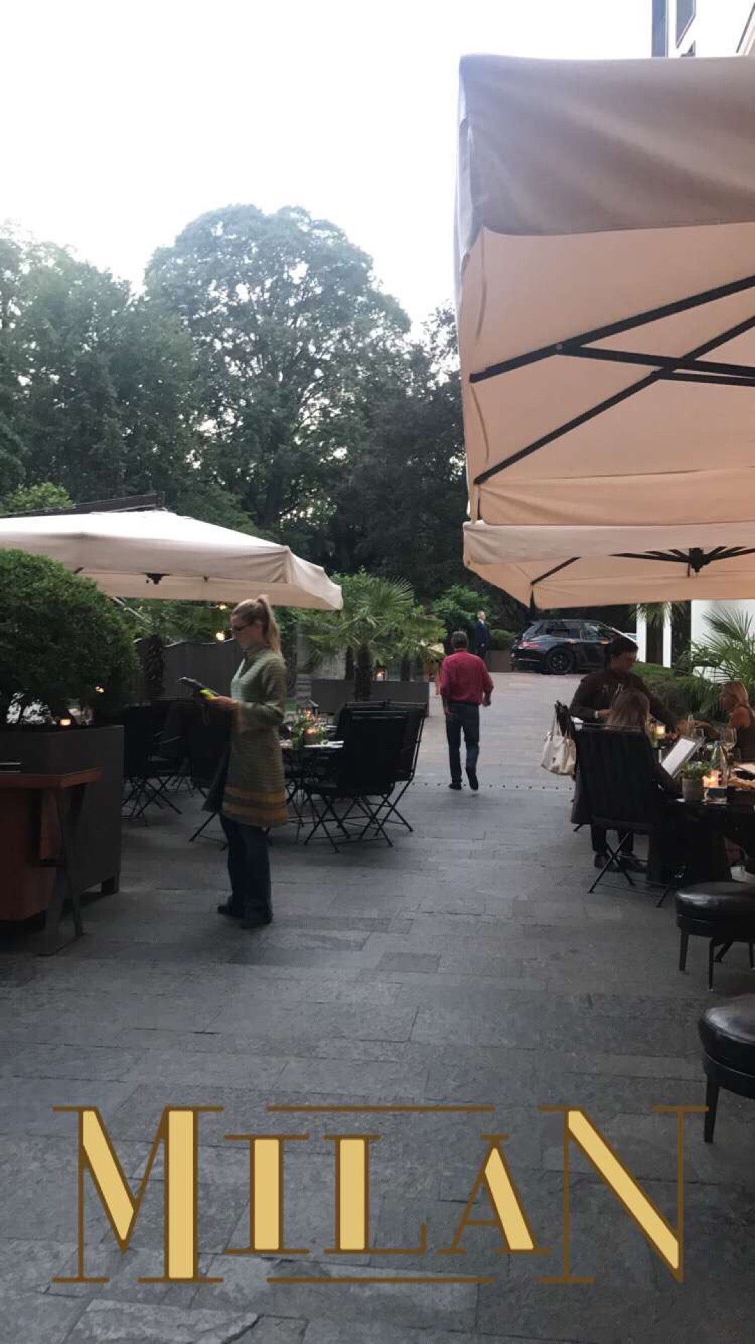 coffee-shop