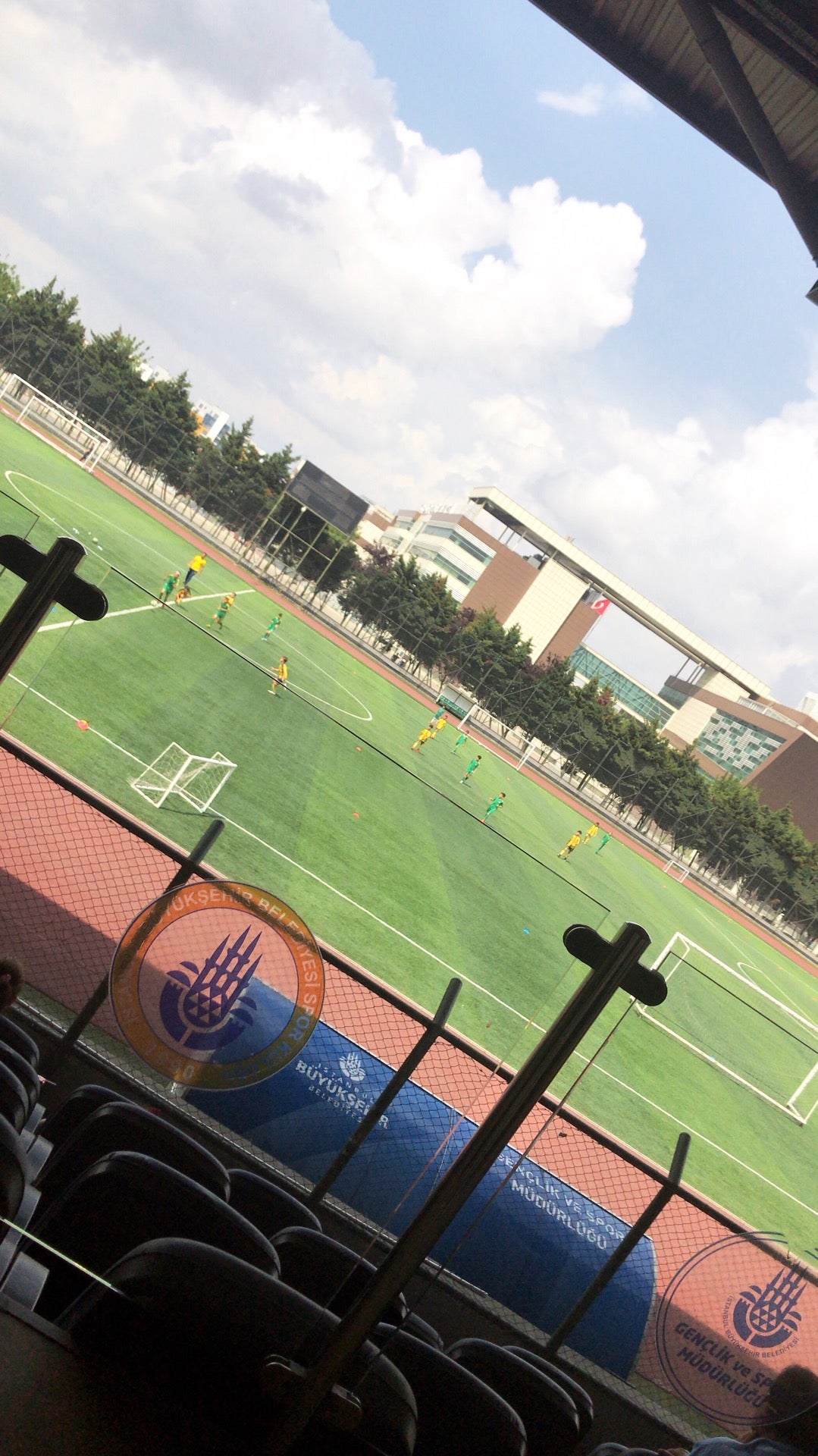 sports-club