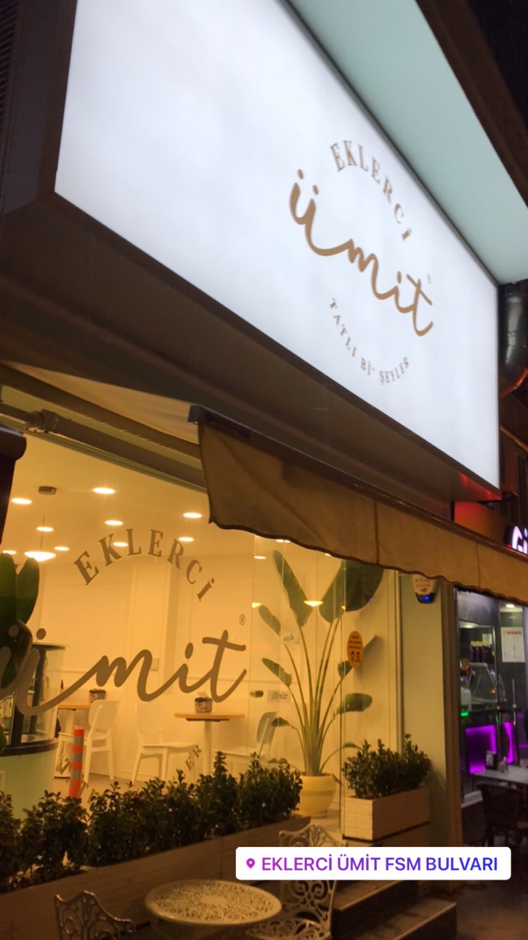 pastry-shop