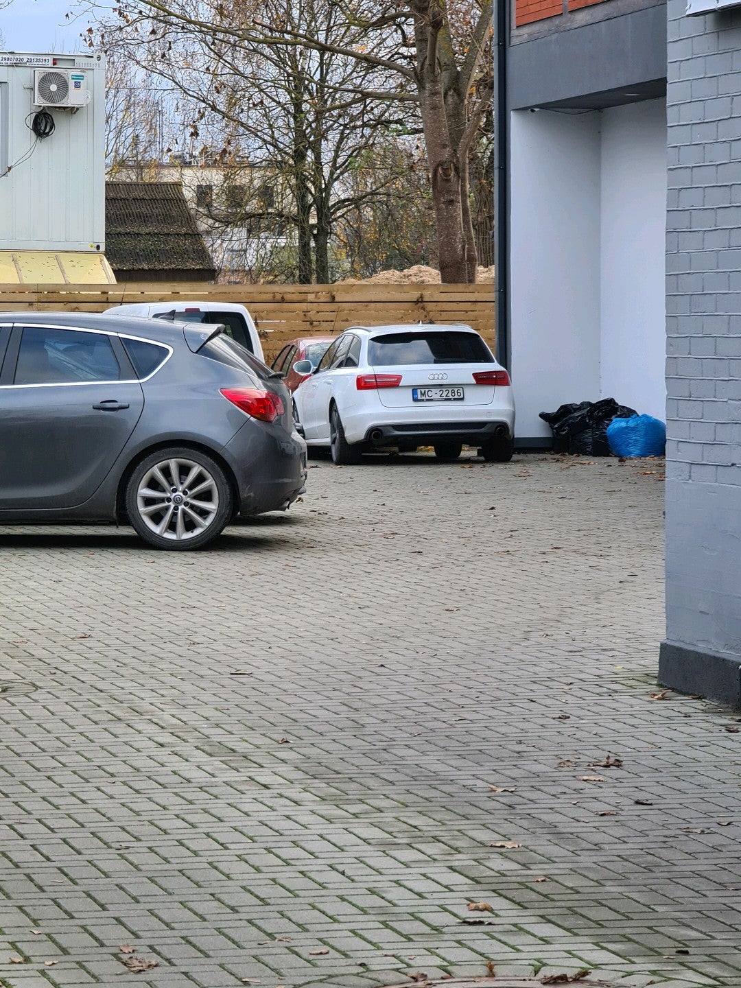 automotive-shop