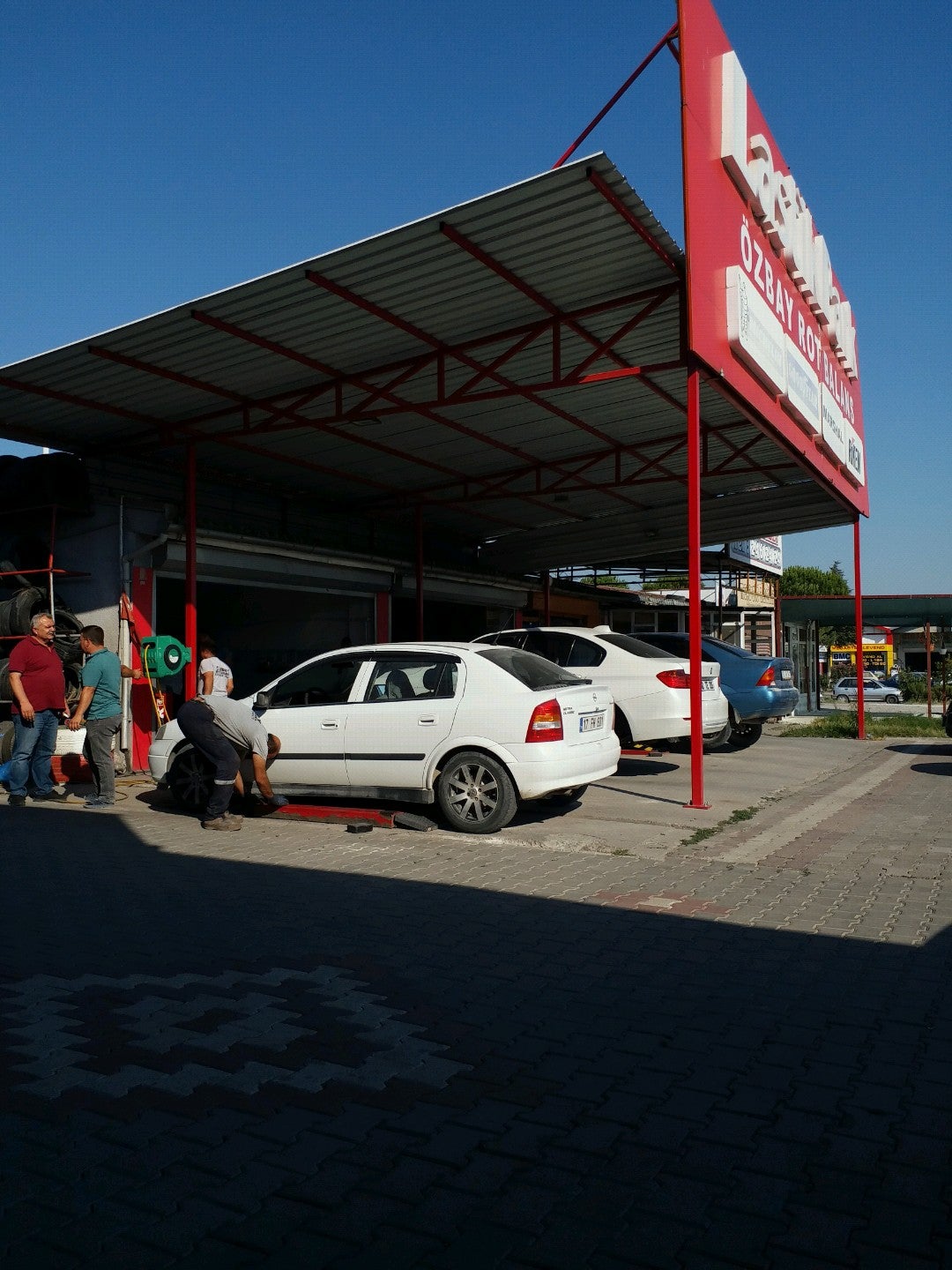 automotive-shop