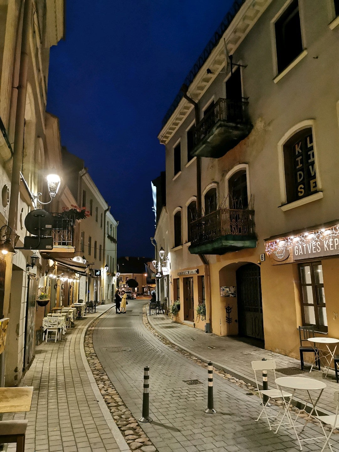 bar