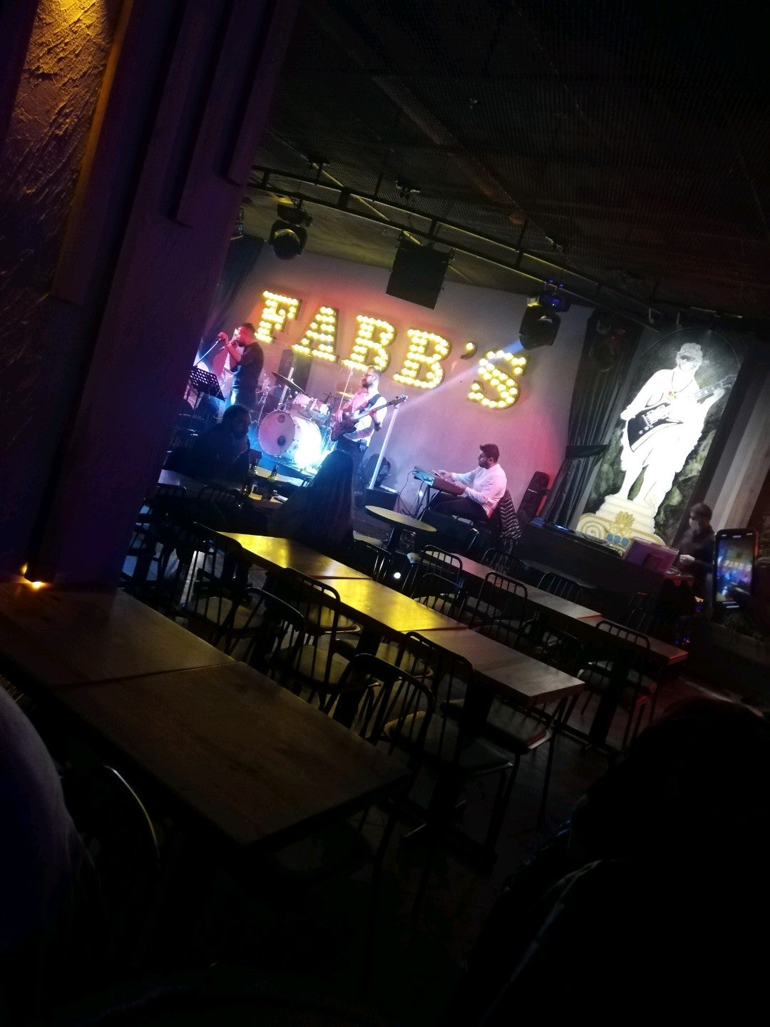 bar