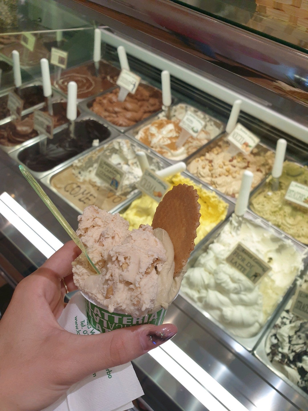 ice-cream-shop