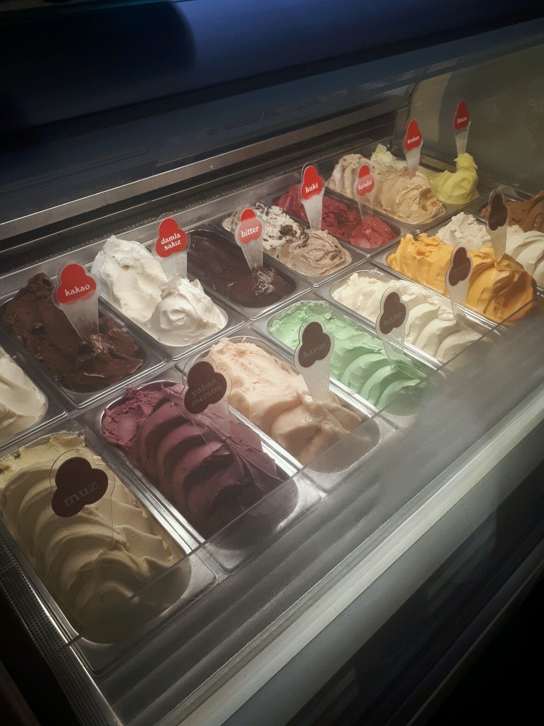ice-cream-shop