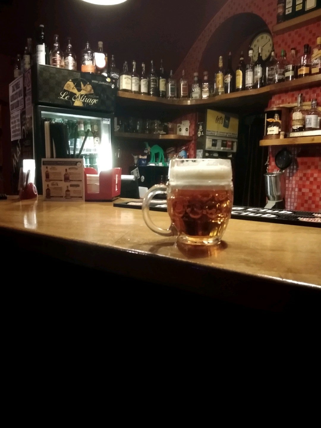 bar