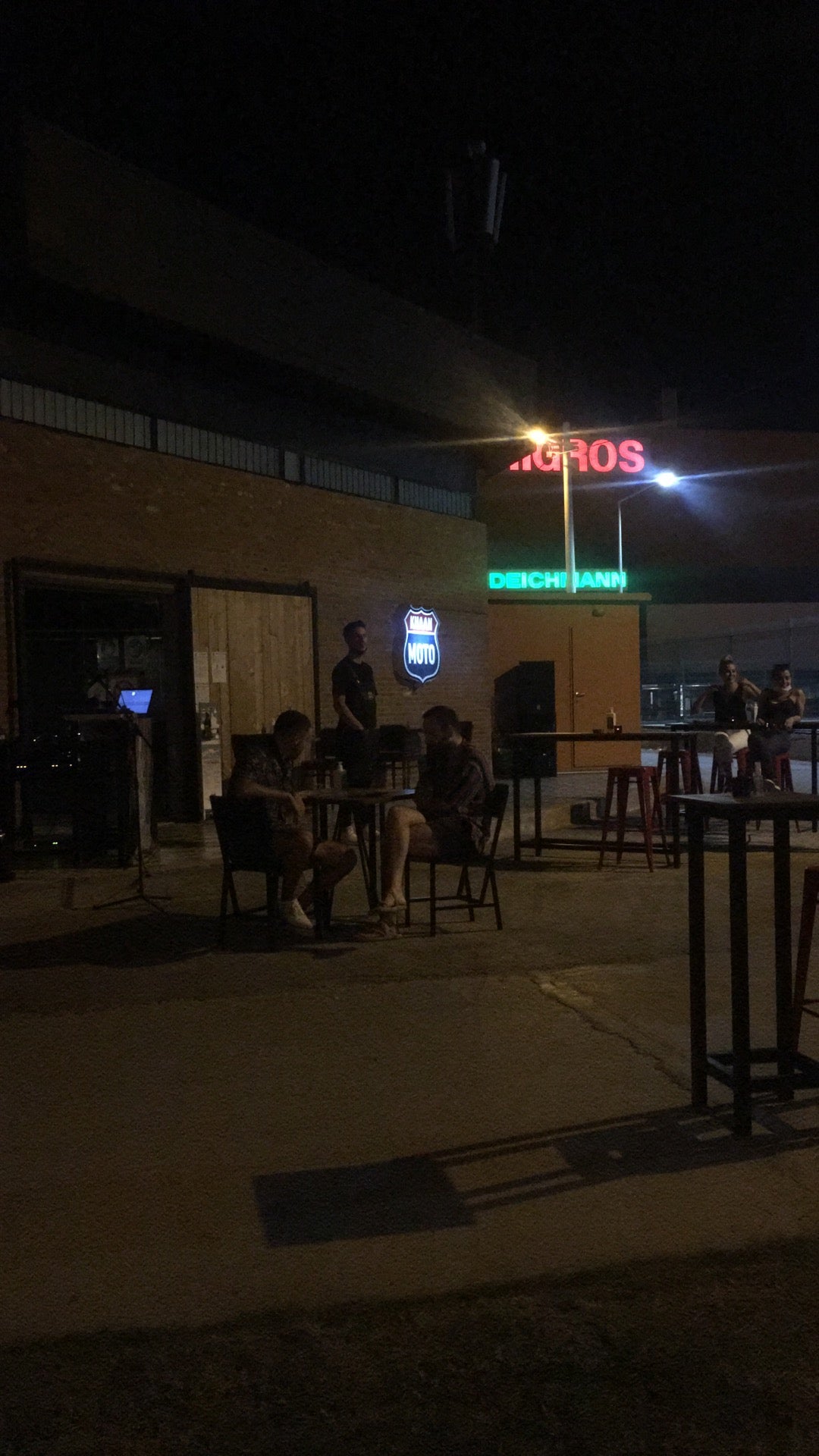pub