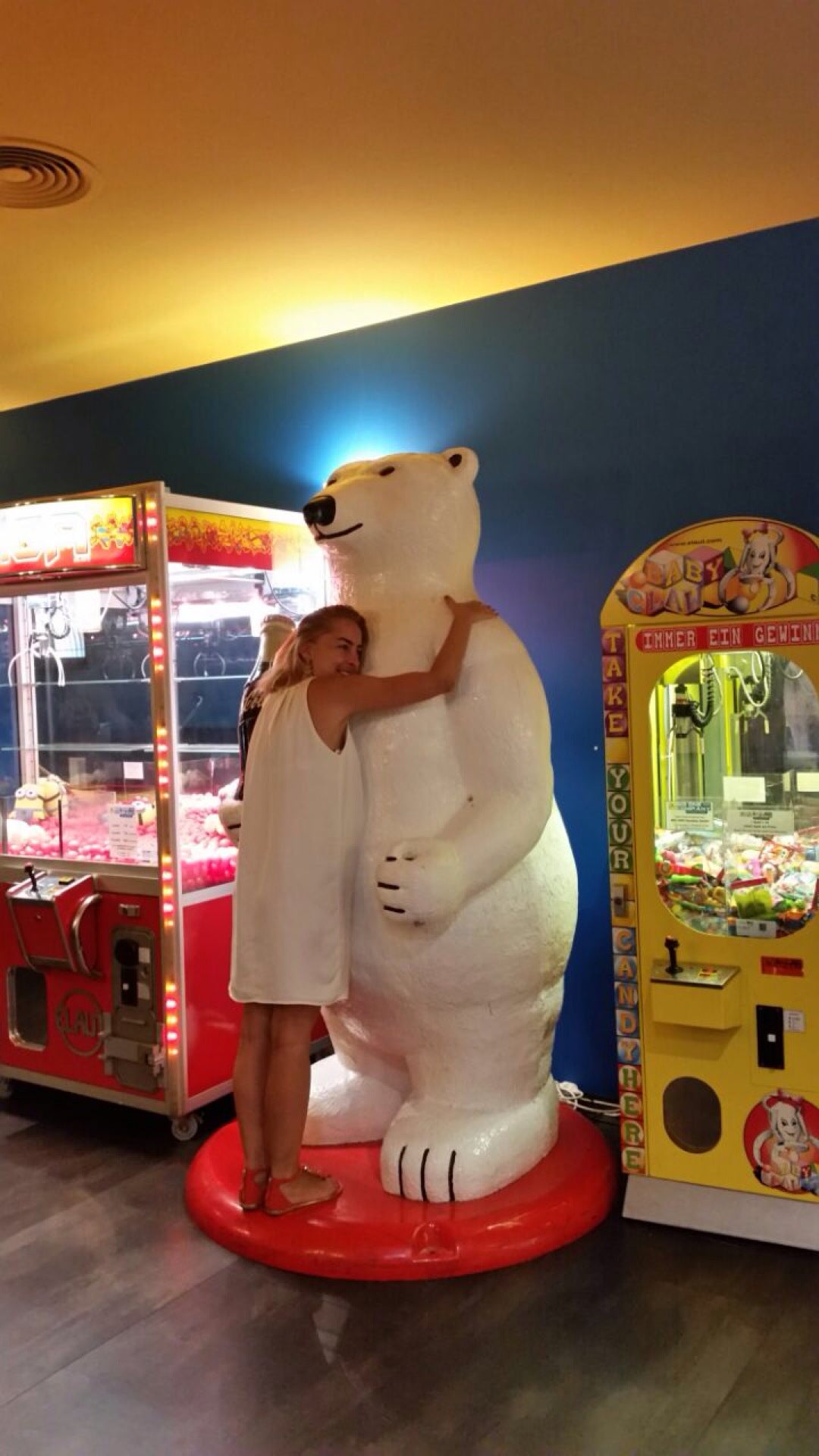 shopping-mall