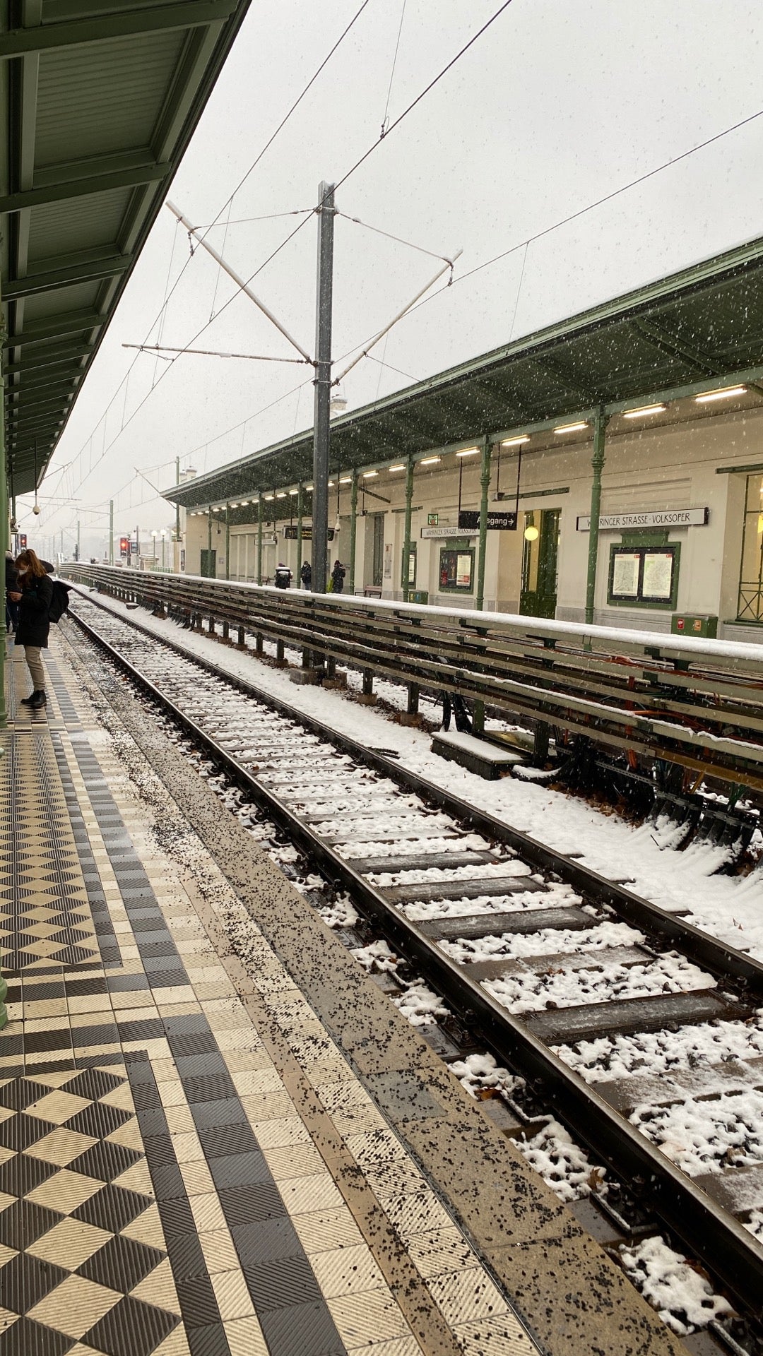 metro-station