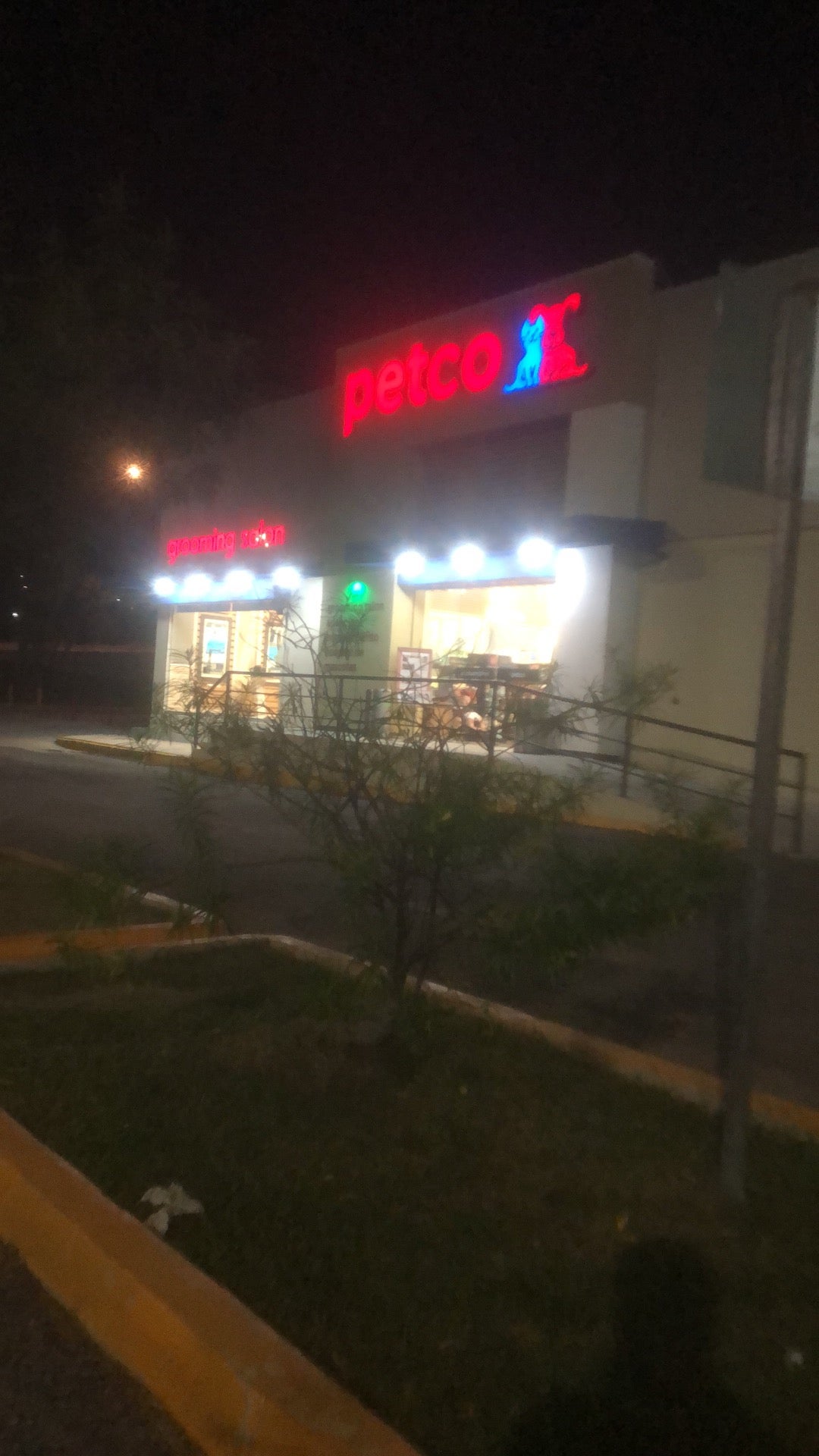 pet-store