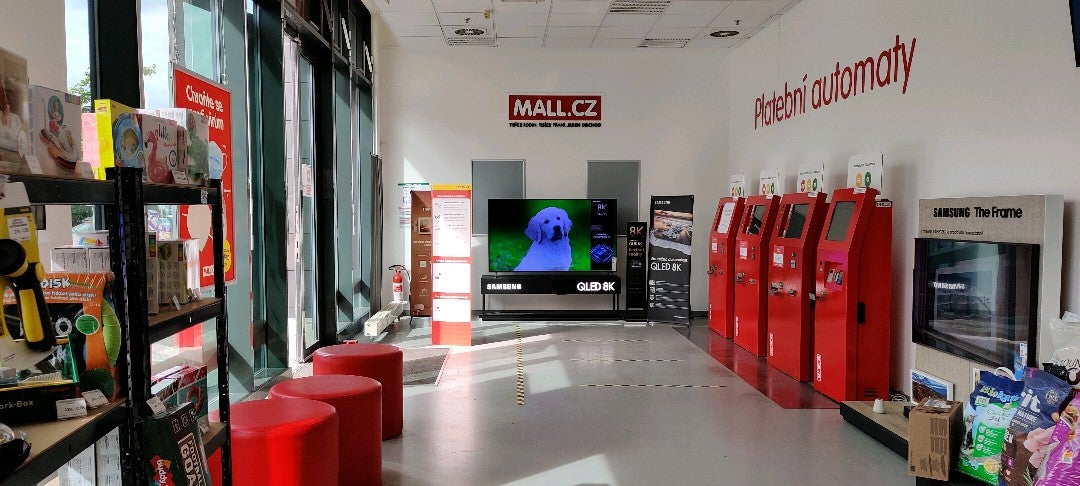 electronics-store