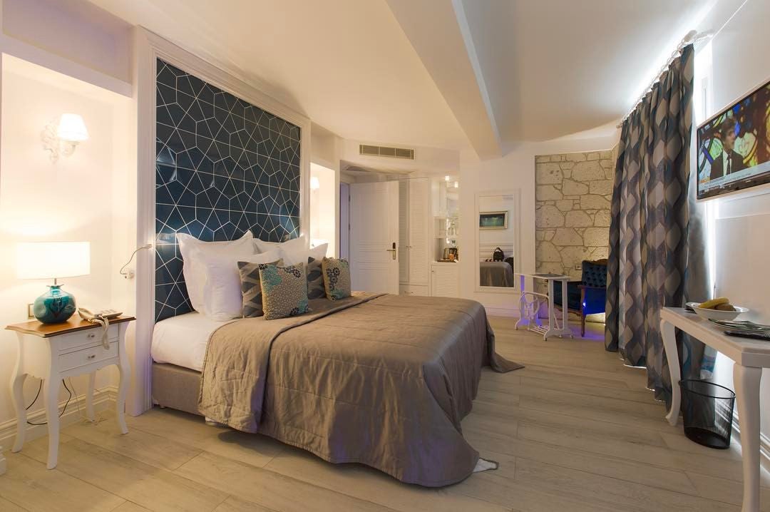 hotel