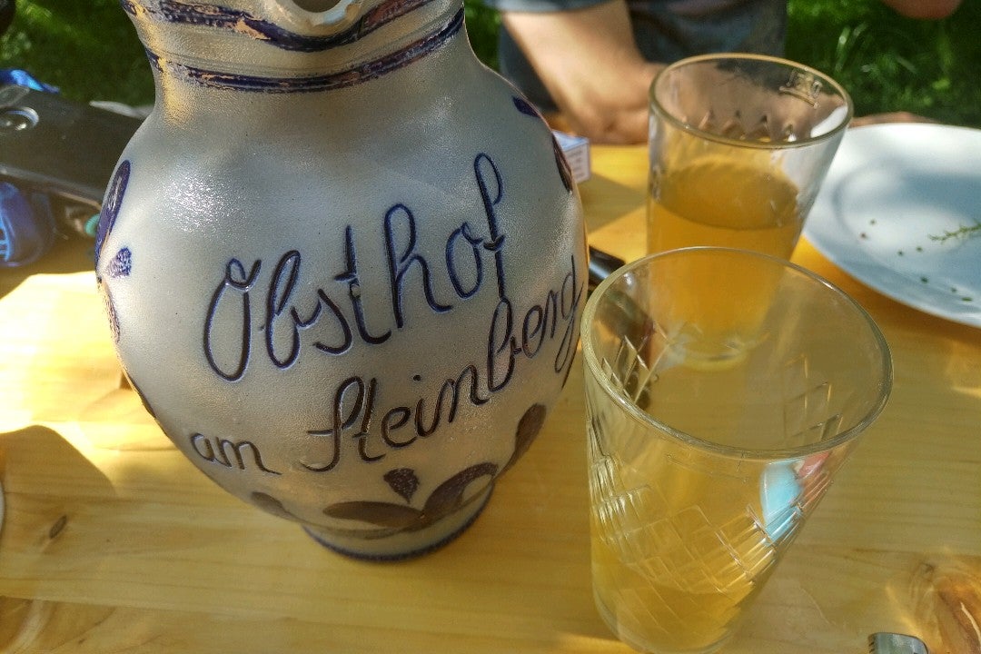 apple-wine-pub