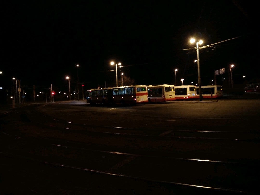 tram-station