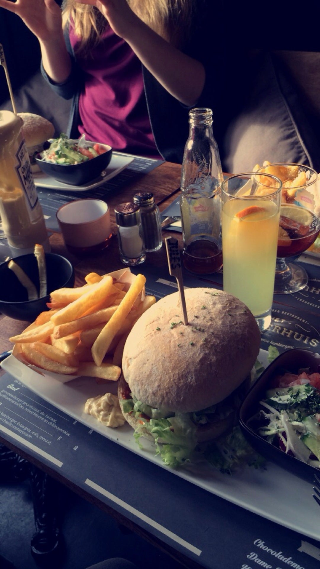 burger-joint