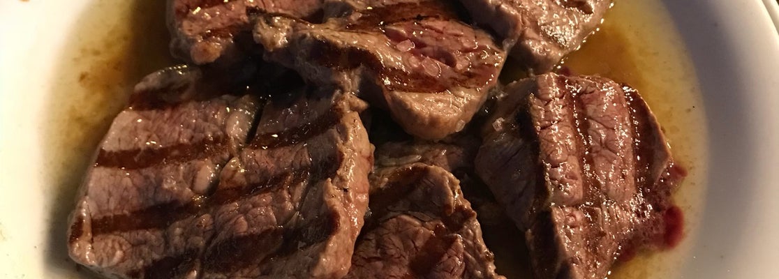 Uzan Et Mangal &amp; Kasap İstiklal İstiklal Mah. M.Akif Ersoy Cad. No